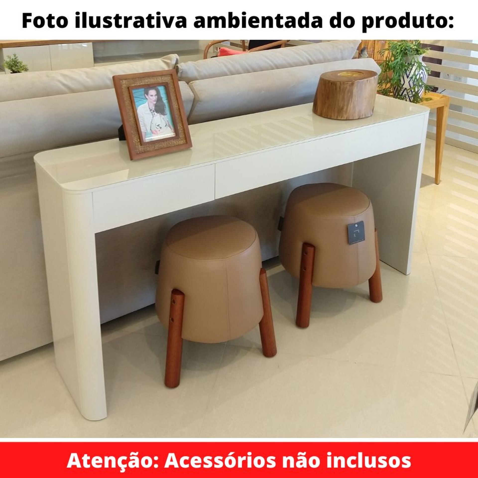 Aparador em laca off white suspenso