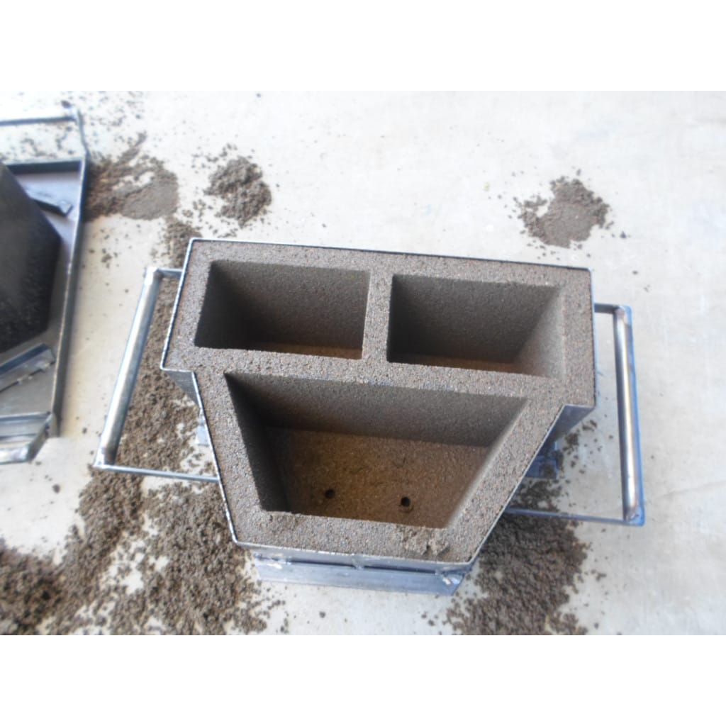 Bloco de concreto com furo vertical