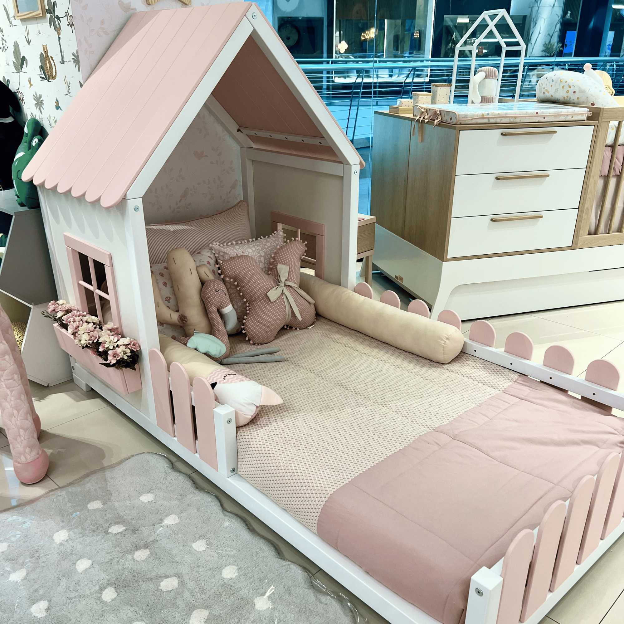 Móveis Montessori para Quarto Infantil