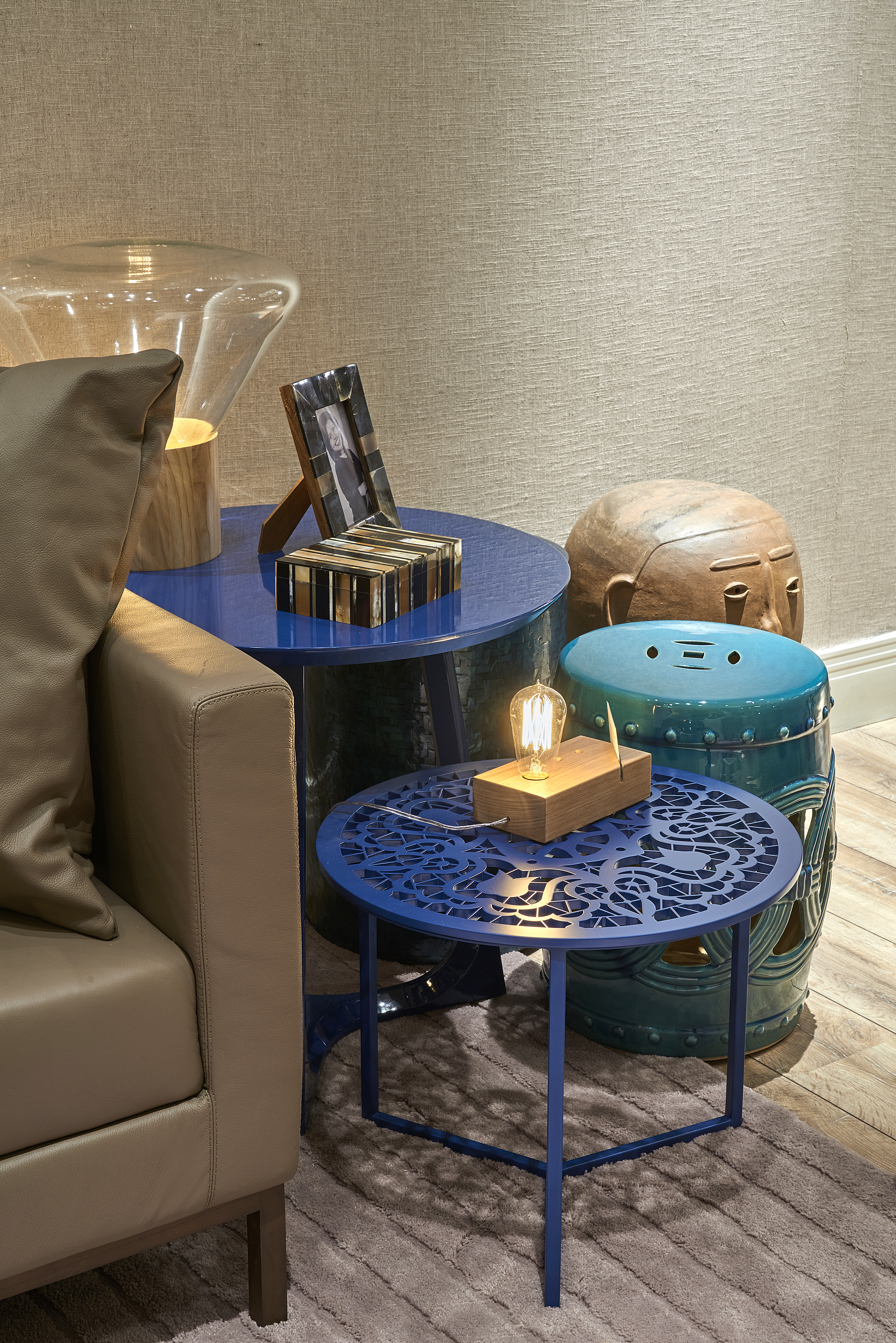 como escolher o abajur perfeito para mesa lateral