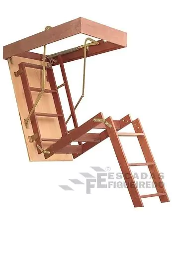 Escada dobrável para sótão
