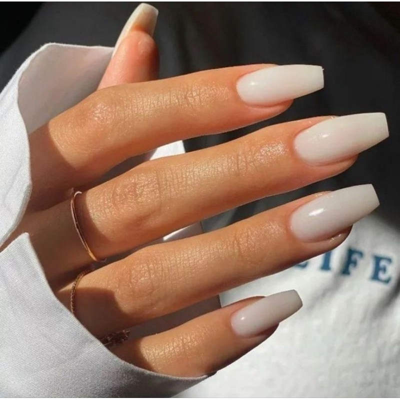 alongamento de unhas em gel