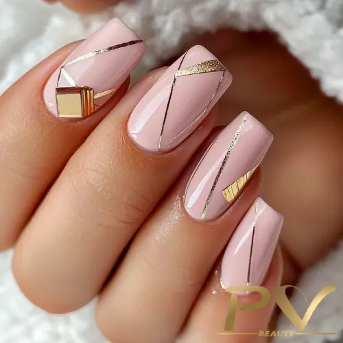 unhas em gel quadrada