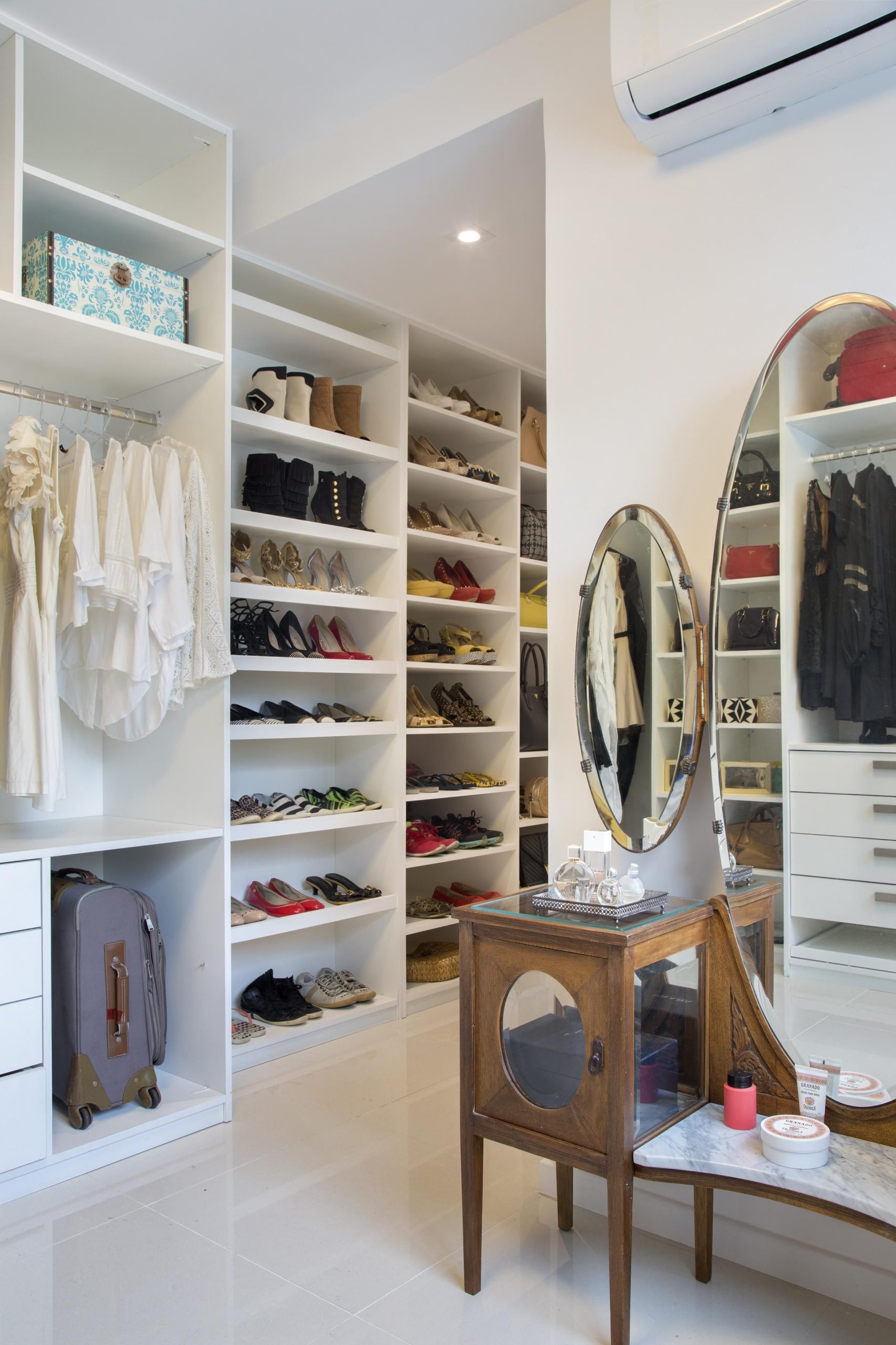 custo médio guarda roupa planejado sob medida