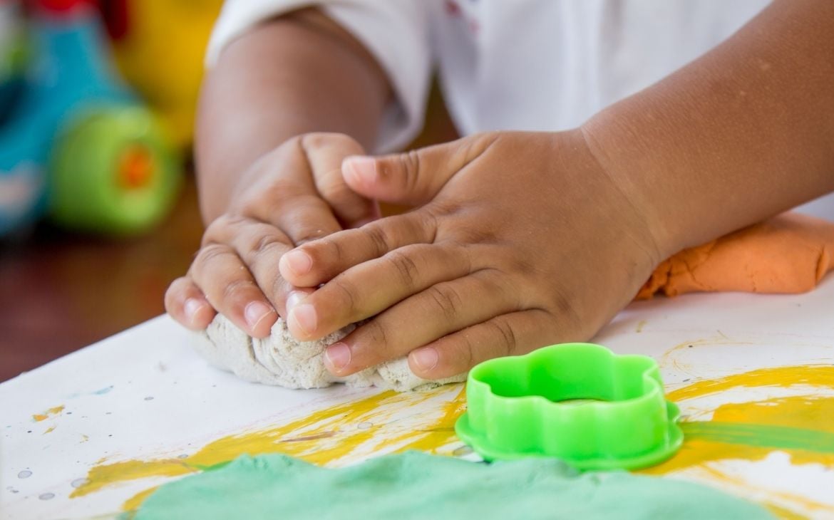 como fazer massinha de modelar caseira