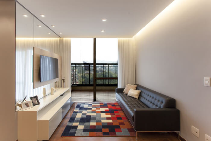 como escolher o painel de tv com espelho ideal