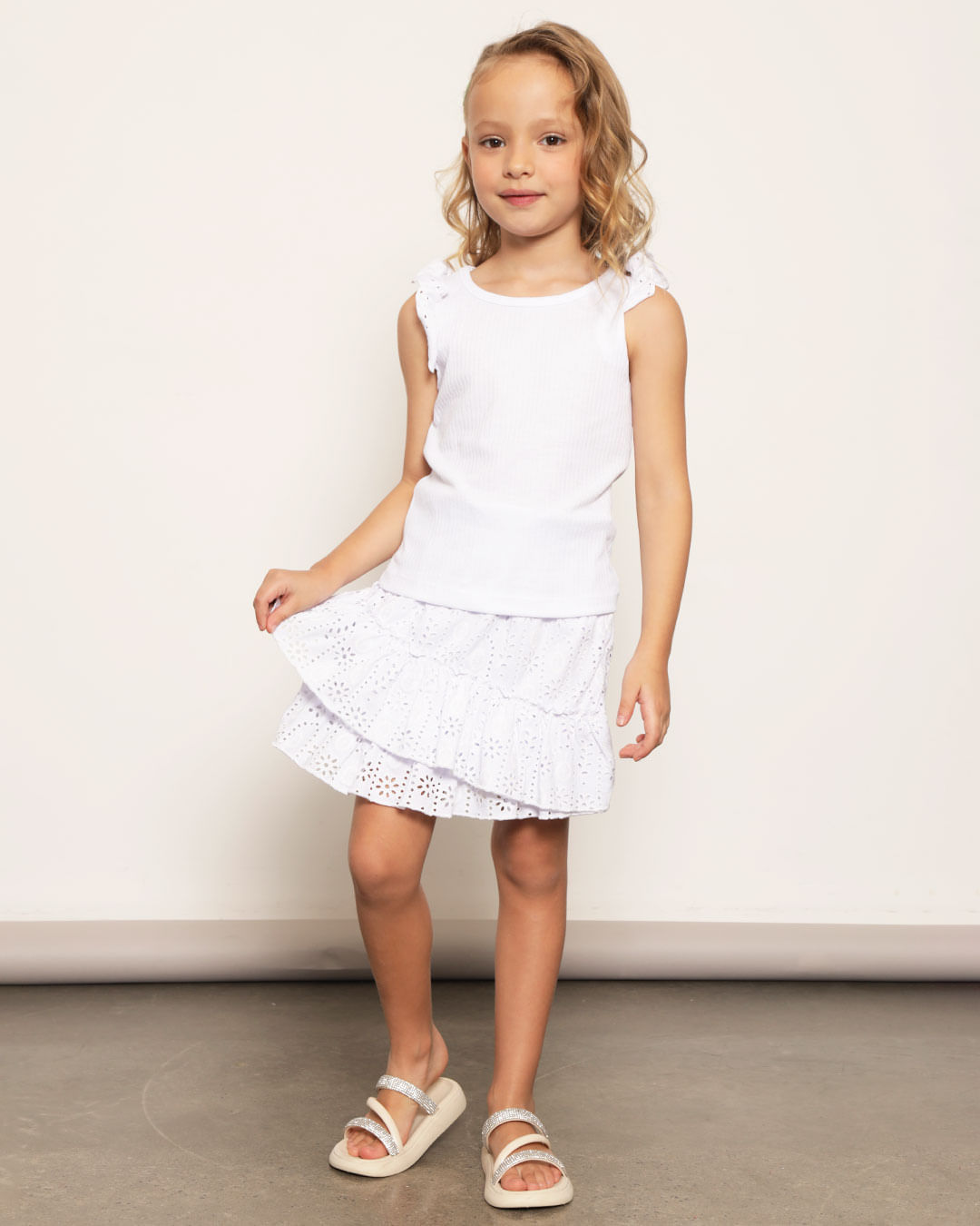 saia branca casual infantil
