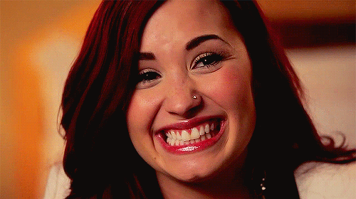 linguagem corporal sorrisos