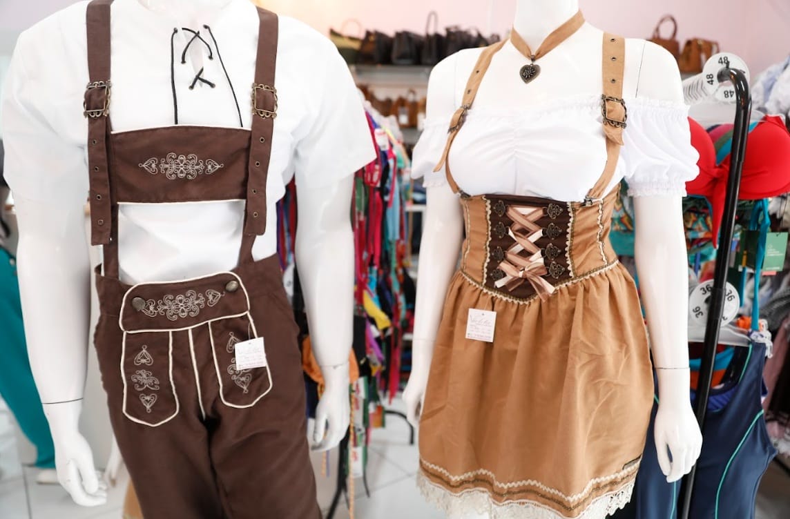 Traje completo feminino