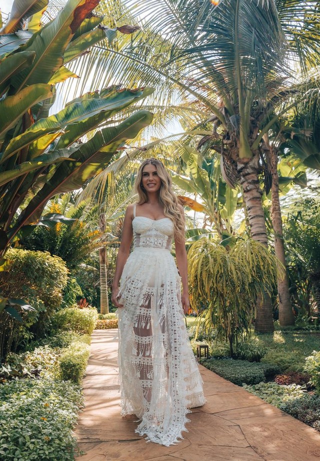 vestido casamento convidada simples vs elaborado