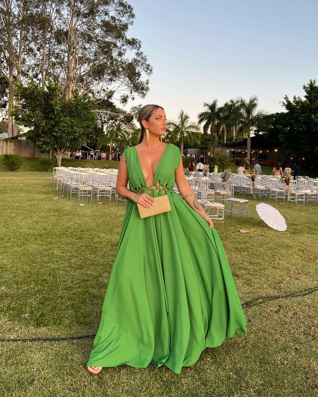 erros ao escolher vestido casamento convidada simples