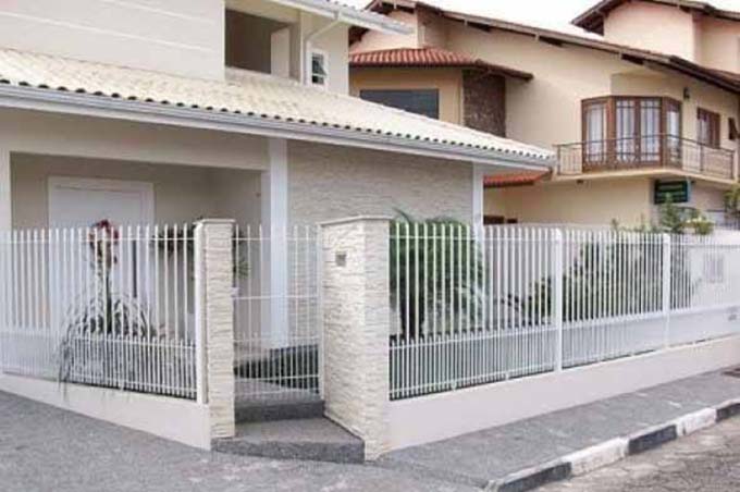 fachada de muro com pedra