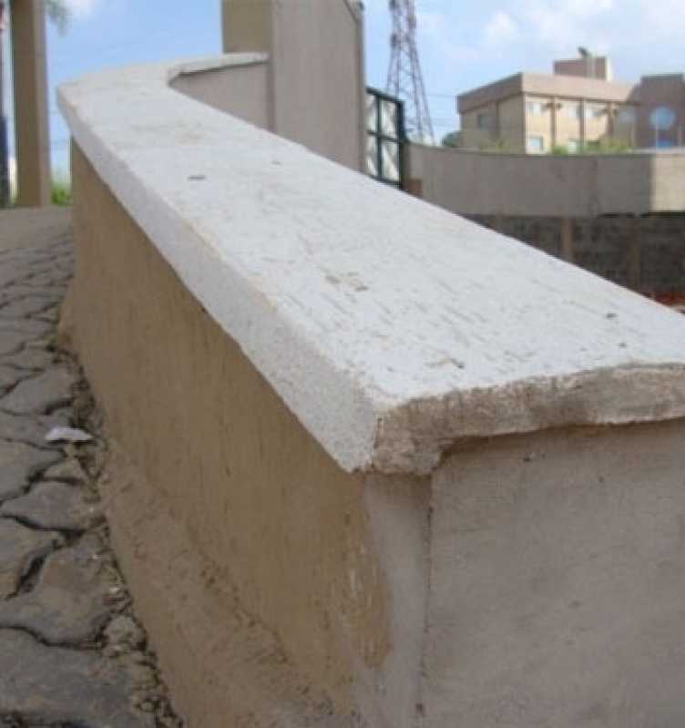 melhor revestimento para muro de arrimo