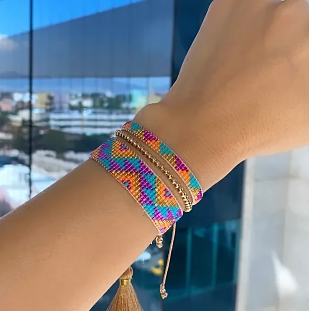 pulseira de tecido artesanal