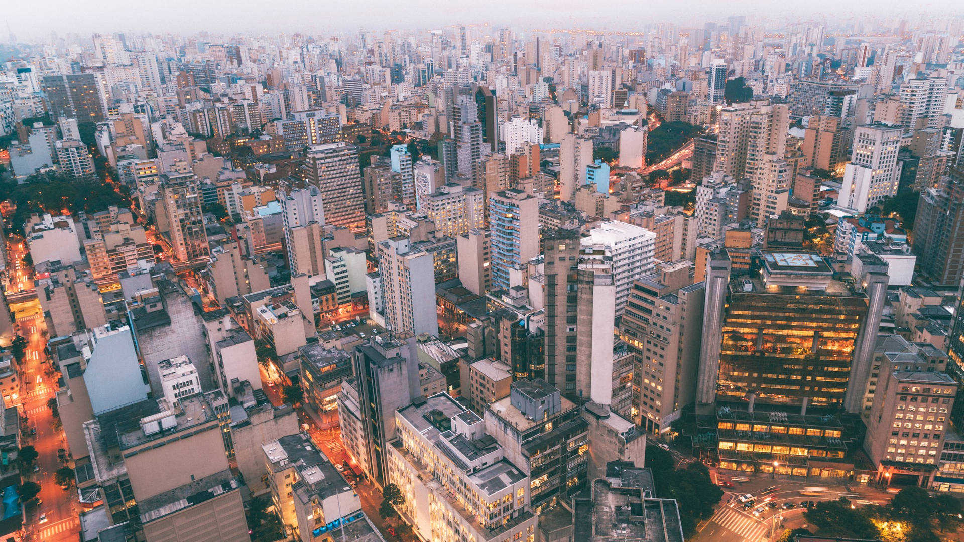 Estilo tropical brasileiro