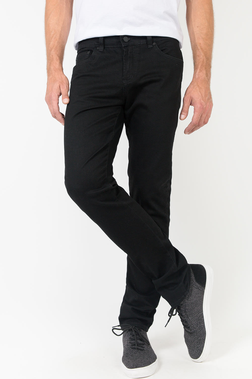 calça jeans escura combina com o que