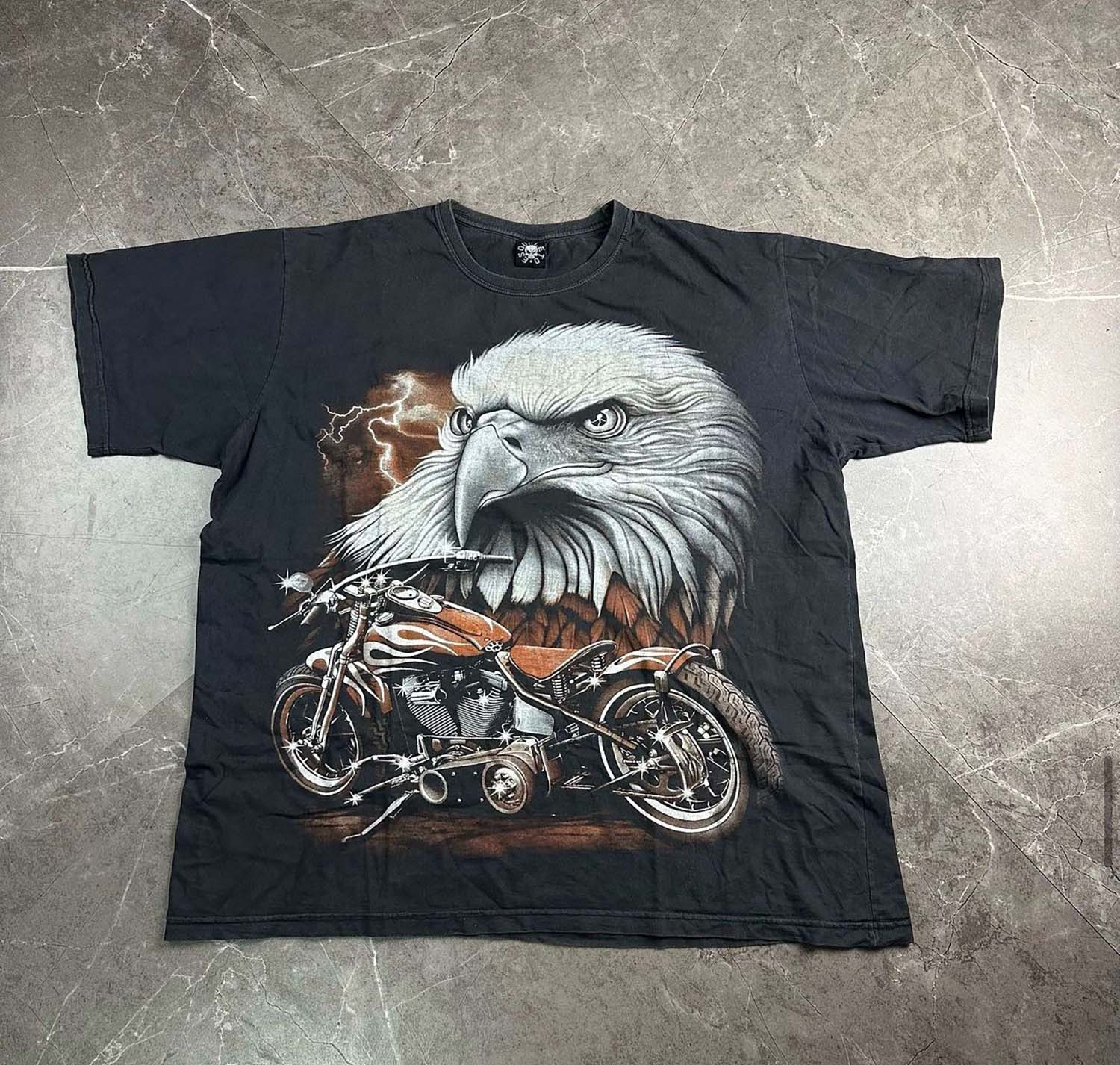 camiseta oversized vintage