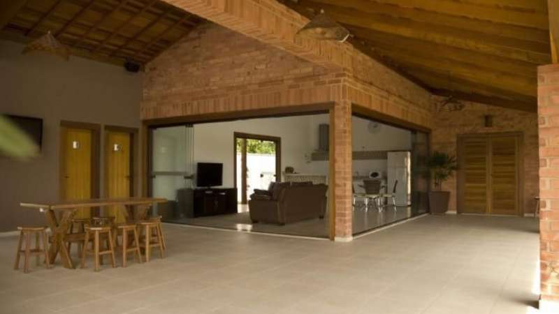 casas de campo com alpendre
