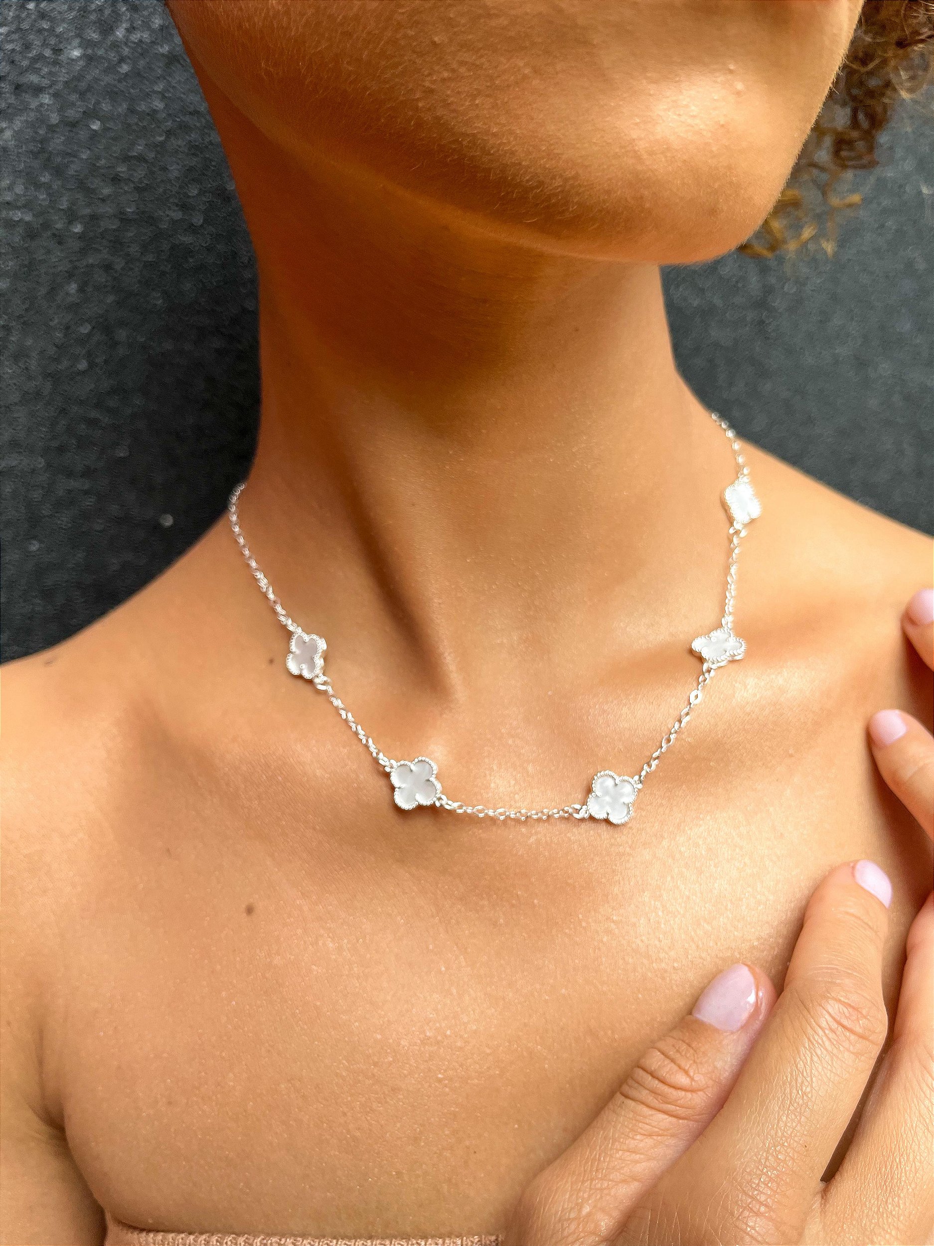 colar trevo feminino