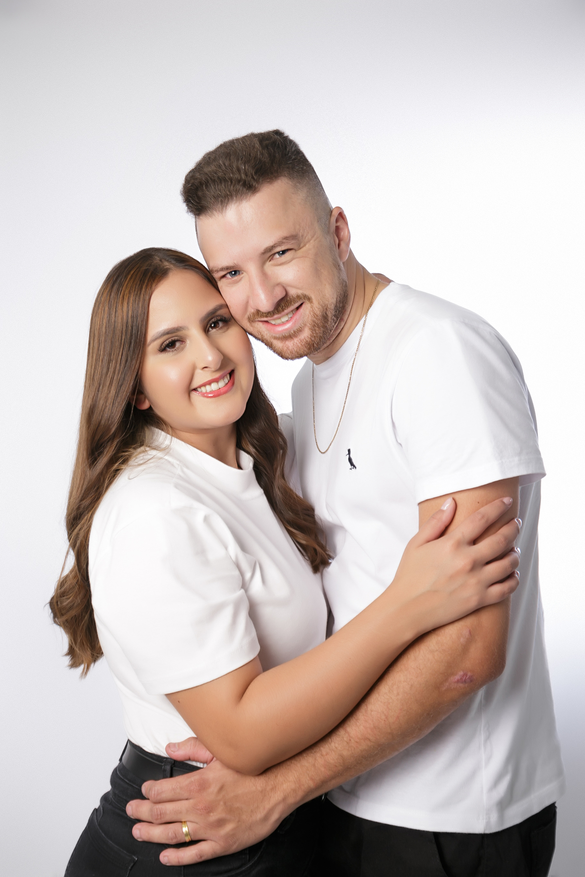 poses para ensaio fotográfico de casal indoor