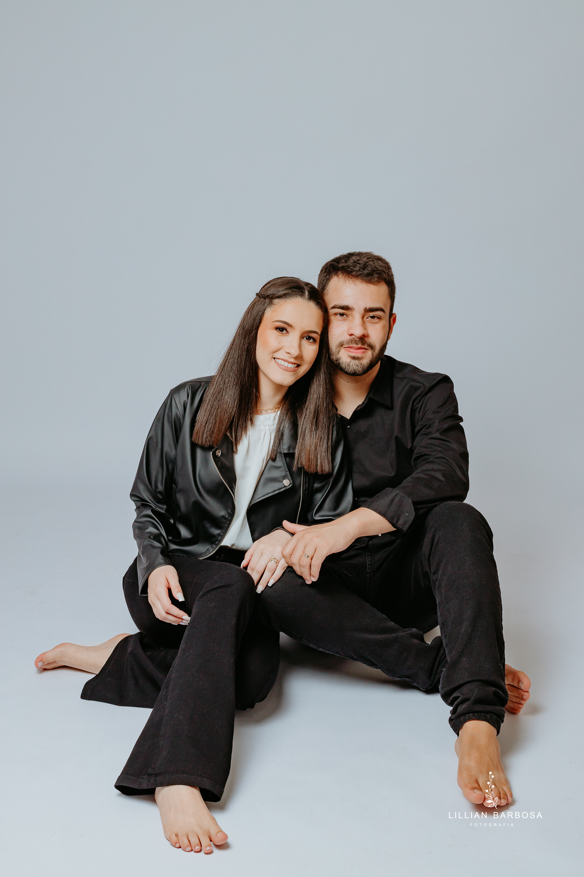 como se vestir para ensaio de casal em estúdio