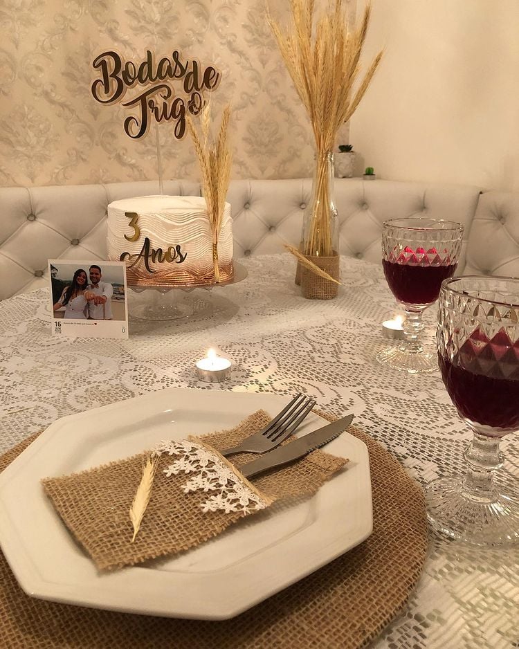 ideias jantar aniversário casamento