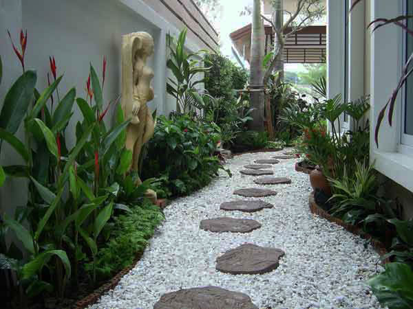 paisagismo com caminhos de pedra