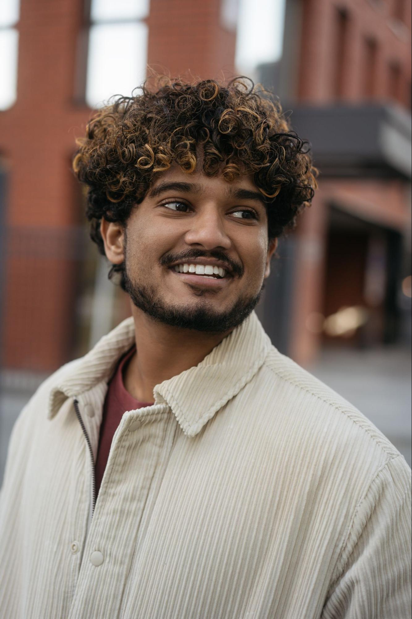 tintura cabelo cacheado masculino