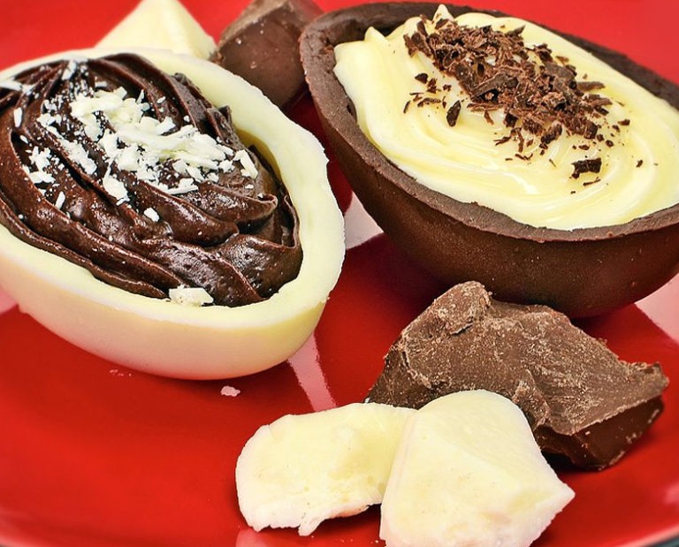 ovos de chocolate recheados