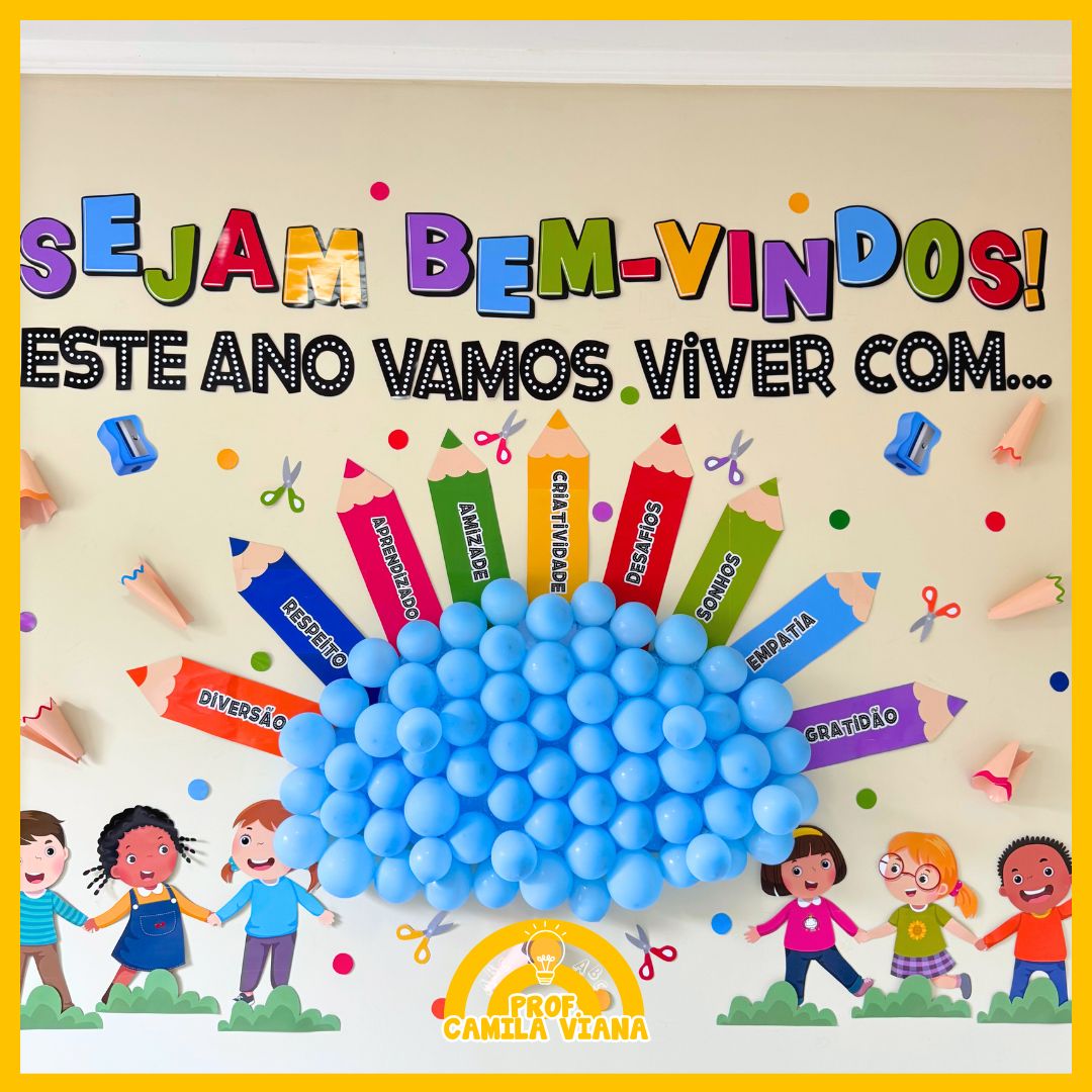 painel escolar volta às aulas colorido