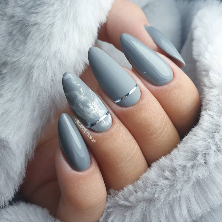 inspiração unhas em gel cinza