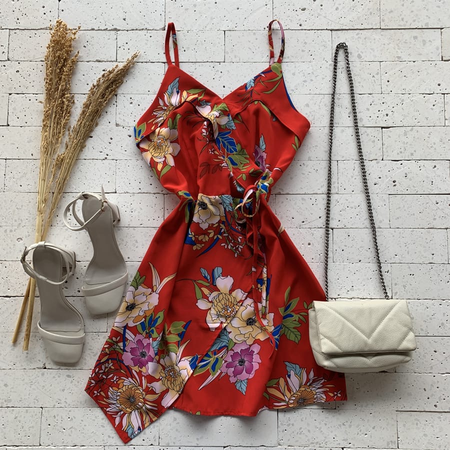 vestido vermelho justo curto